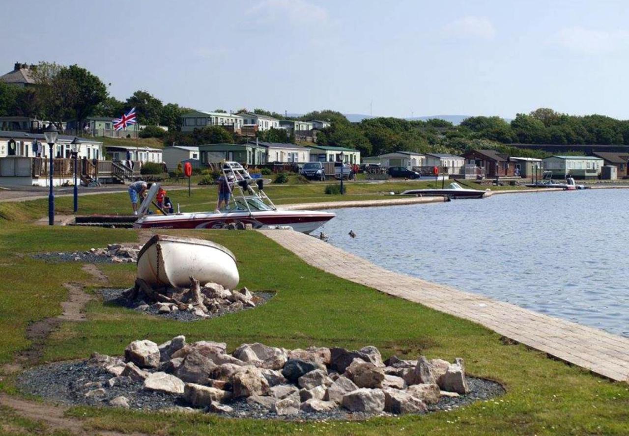 Lake District Static Caravan Lakeside Cumbria Міллом Екстер'єр фото