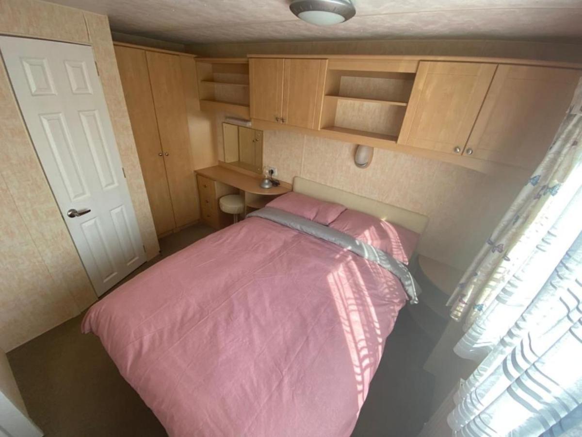 Lake District Static Caravan Lakeside Cumbria Міллом Екстер'єр фото